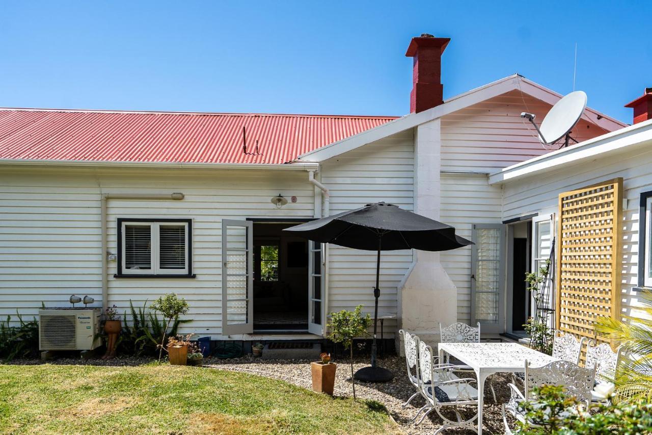 The Cottage On Beresford Russell Exterior photo
